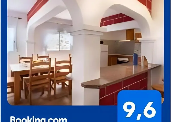 Karin House Nyaraló *